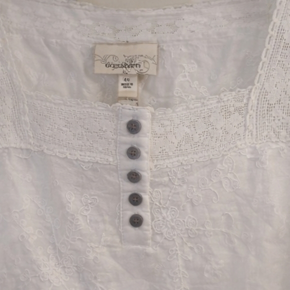 Dressbarn White Embroidered Lace Blouse | Cottagecore Top | Size 1X - Picture 2 of 5